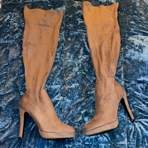 Thigh high Platform Boots